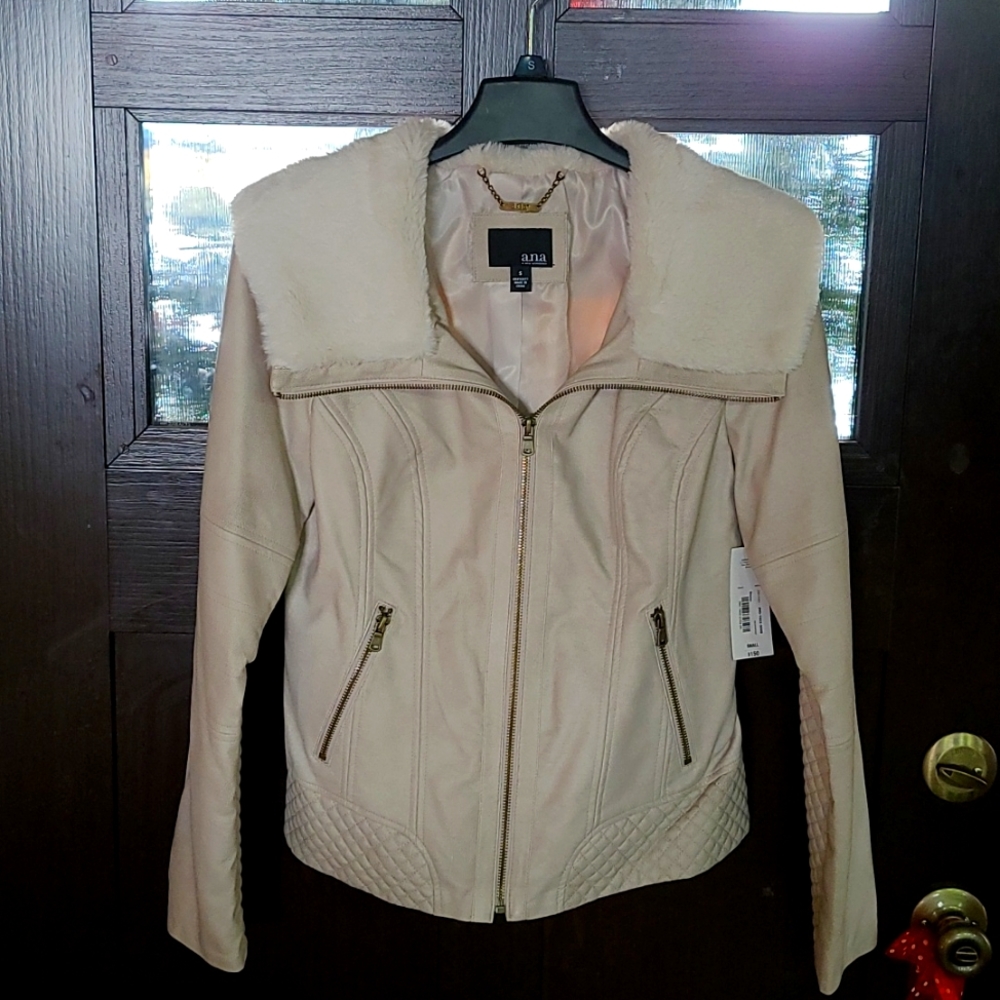 Ana jacket with faux fur collar